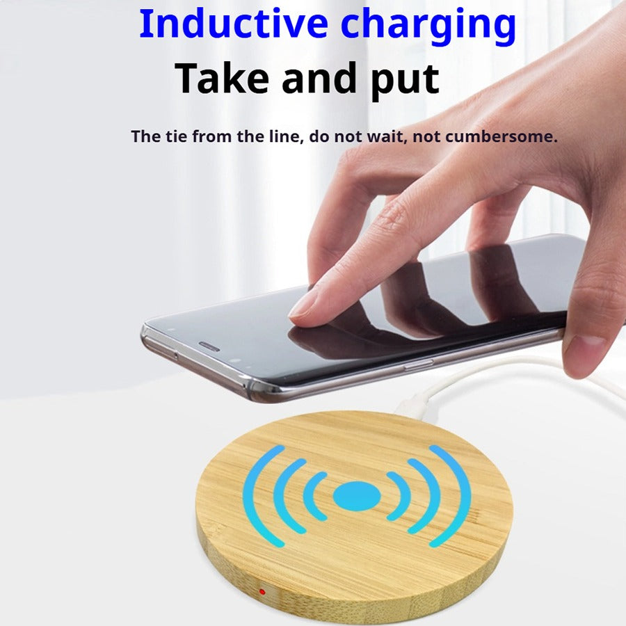 Eco-Desk Bamboo Charger: Perfect Frequency Wireless Stand